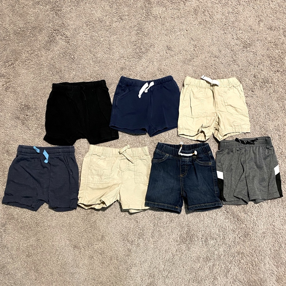 ❗️LAST CHANCE❗️Lot of toddler boy 18 month shorts!